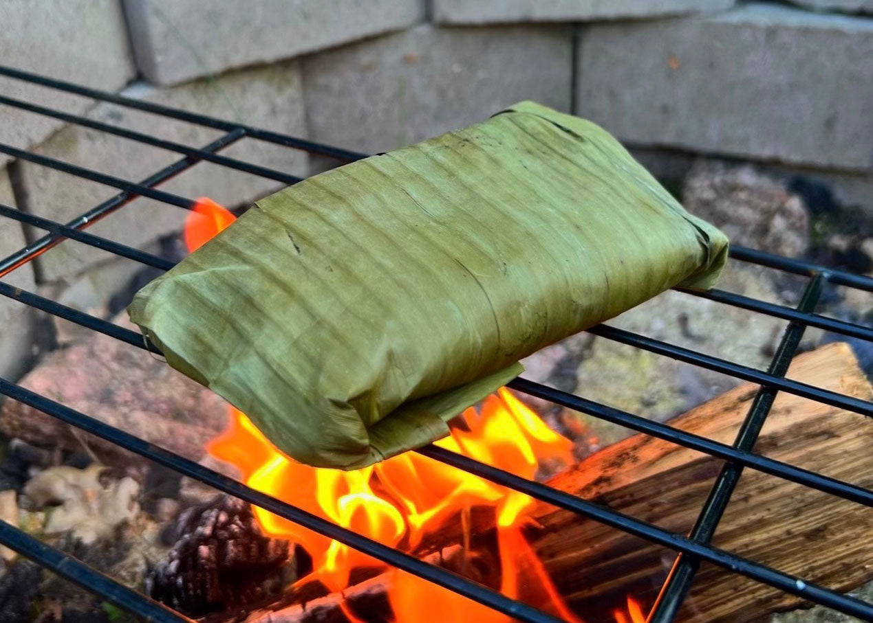 Mung Bean Sticky Rice with Sweet and Salty Sesame Dip